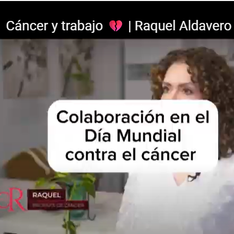 Mujer hablando sobre colaboración para el Día Mundial contra el cáncer.